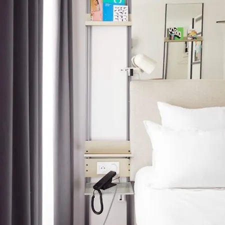 French Theory 3* Párizs