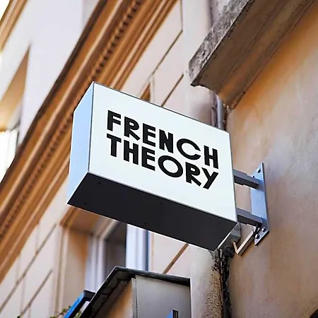 호텔 French Theory 3*