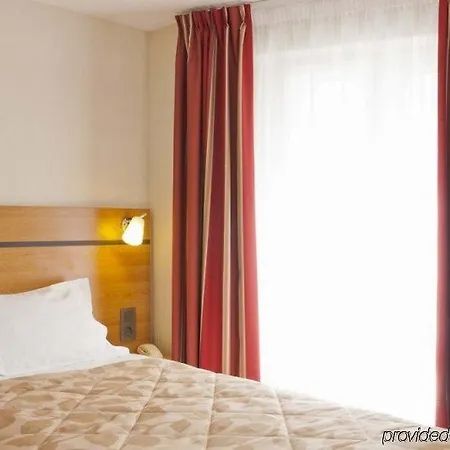 French Theory Hotel Paris