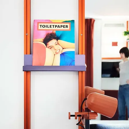 French Theory Hotel 3*