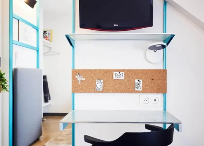 French Theory Hotel Paris