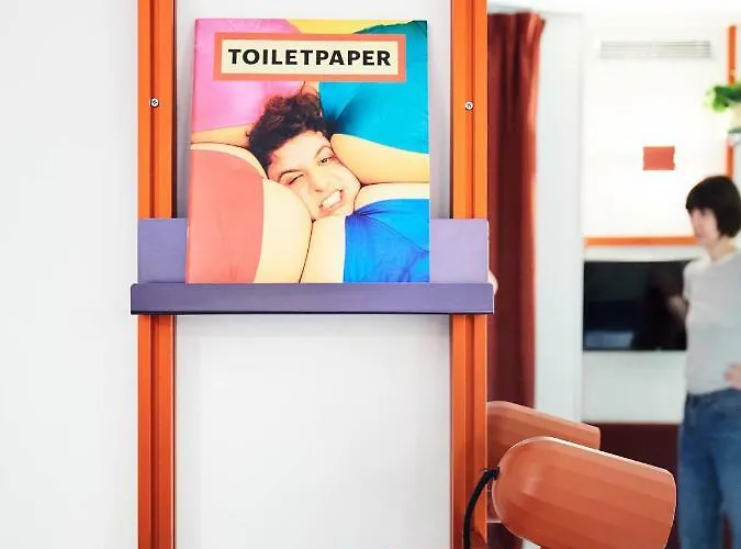 French Theory Hotel 3*